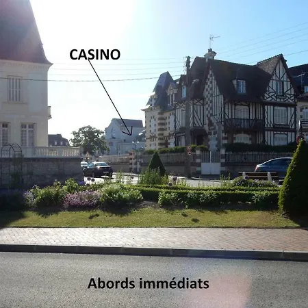 Appartement Bien-être 2 chambres au coeur de Cabourg - Extérieur photo